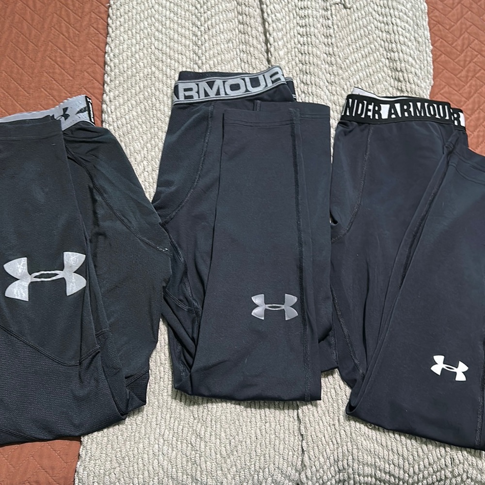 3 pair bundle Men’s size L Under Armour compression pants